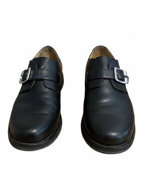 The Walking Company shoes